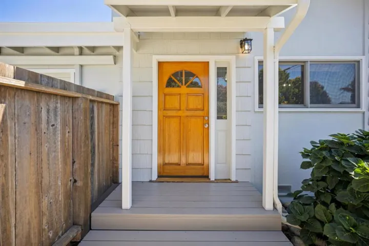17th Avenue, Santa Cruz, California 95062