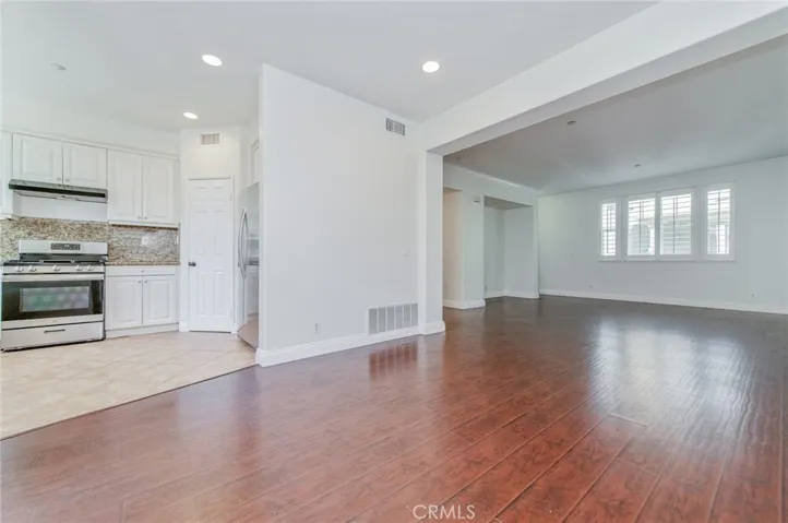 99 Liberty St, Tustin, California 92782