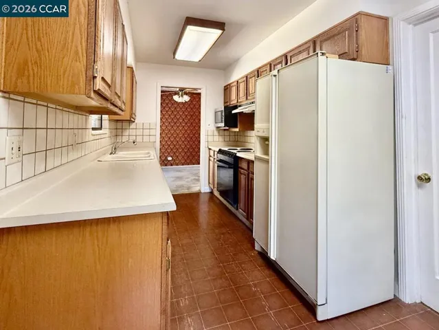 196 Doris Dr, Pleasant Hill, California 94523