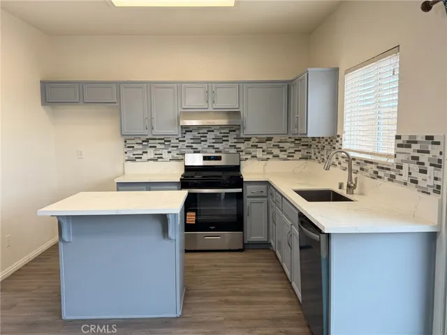13532 Boulder Lane, Victorville, California 92392
