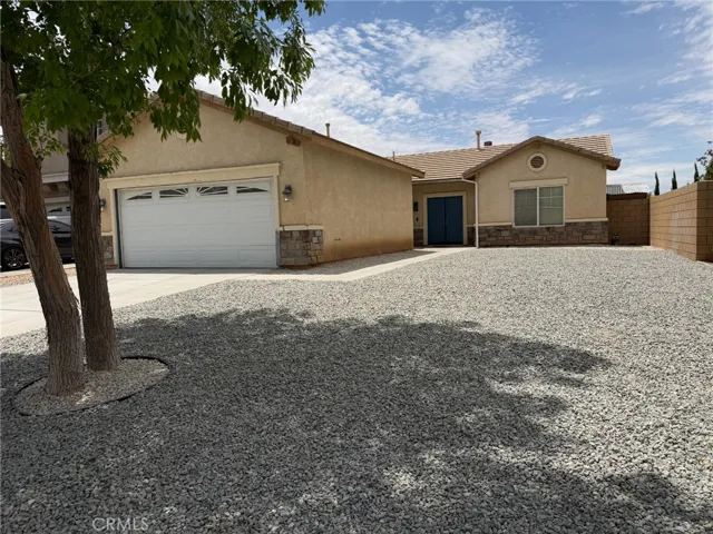 13532 Boulder Lane, Victorville, California 92392