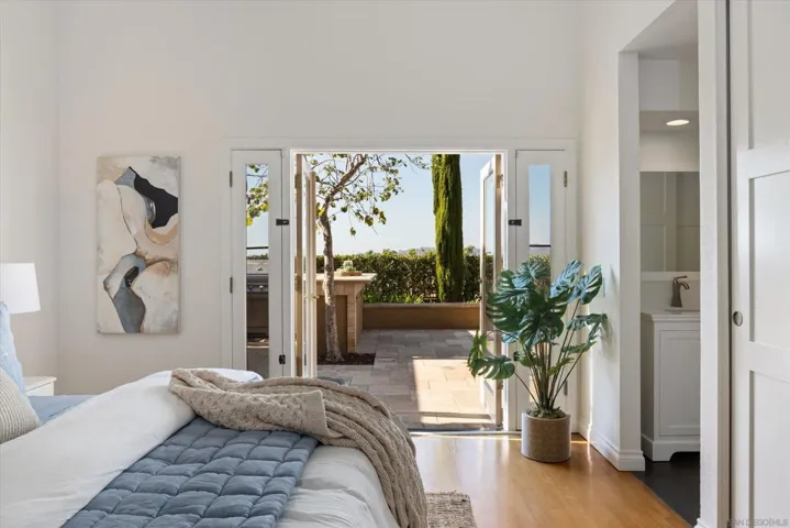 1854 Avenida Mimosa, Encinitas, California 92024