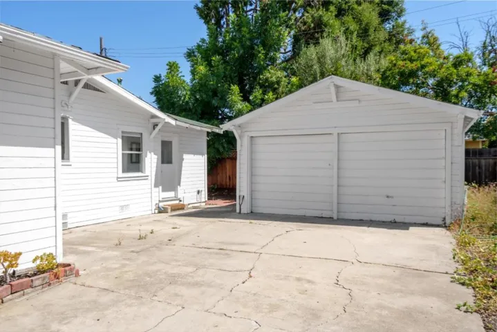 3 Vera Court, Redwood City, California 94061