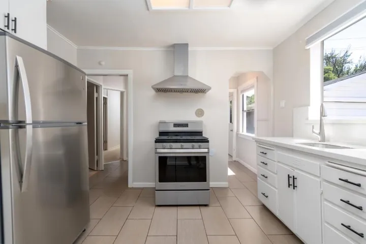 3 Vera Court, Redwood City, California 94061