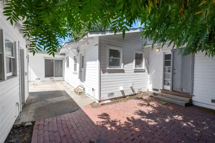 3 Vera Court, Redwood City, California 94061