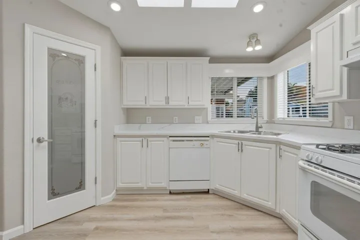 144 Holm Road 97, Watsonville, California 95076