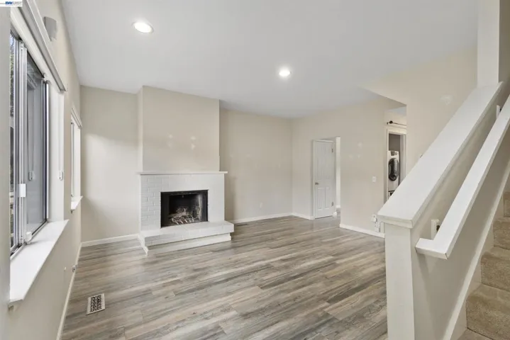 3858 Maybelle Ave, Oakland, California 94619