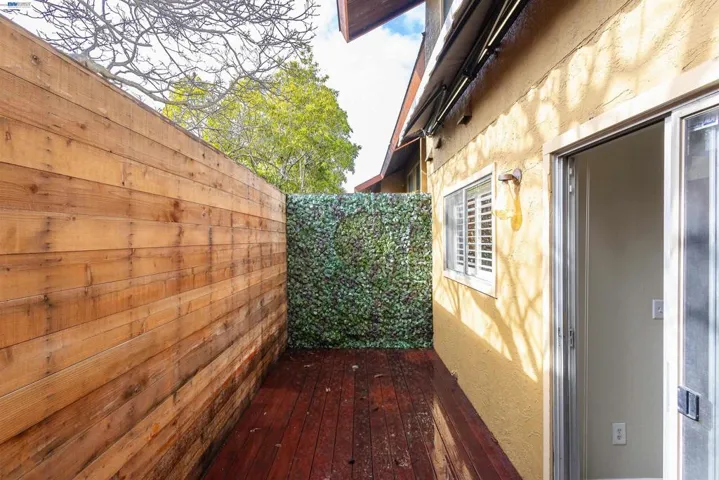 3858 Maybelle Ave, Oakland, California 94619