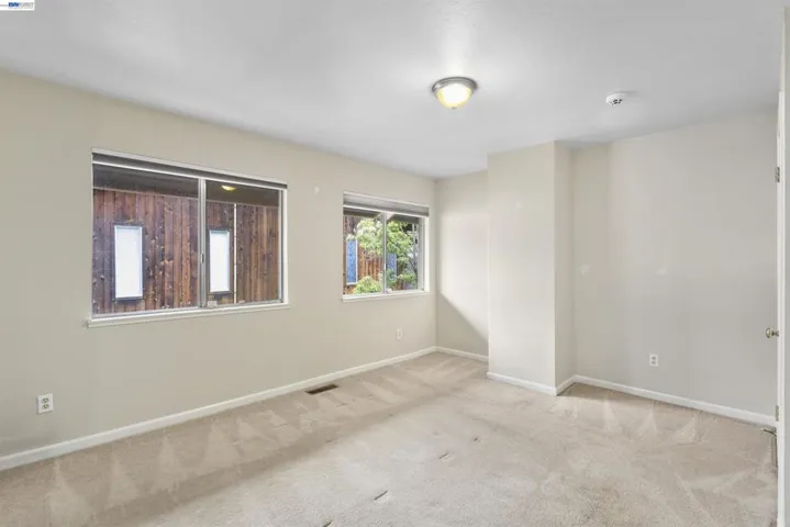 3858 Maybelle Ave, Oakland, California 94619