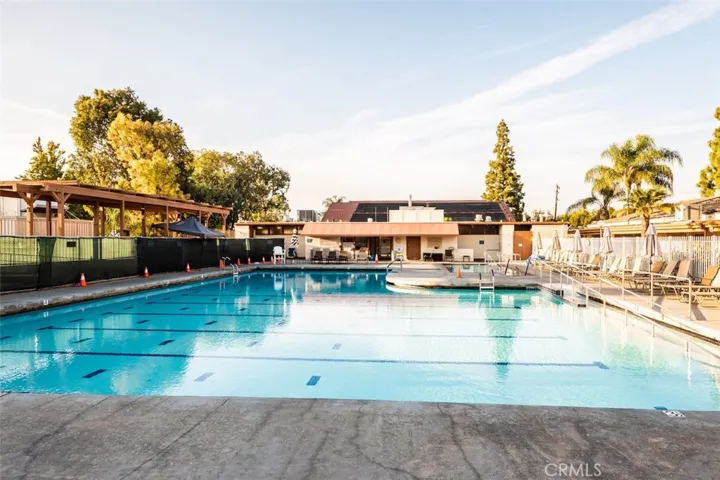 2022 Via Mariposa East B, Laguna Woods, California 92637
