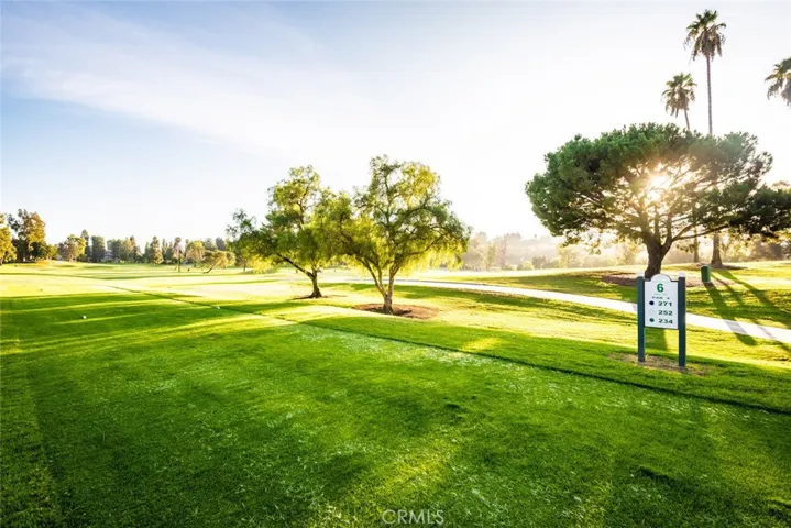 2022 Via Mariposa East B, Laguna Woods, California 92637