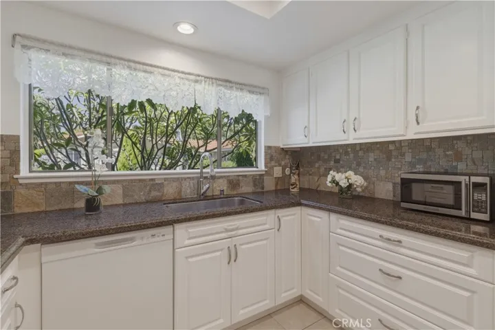 Plenty of counter space