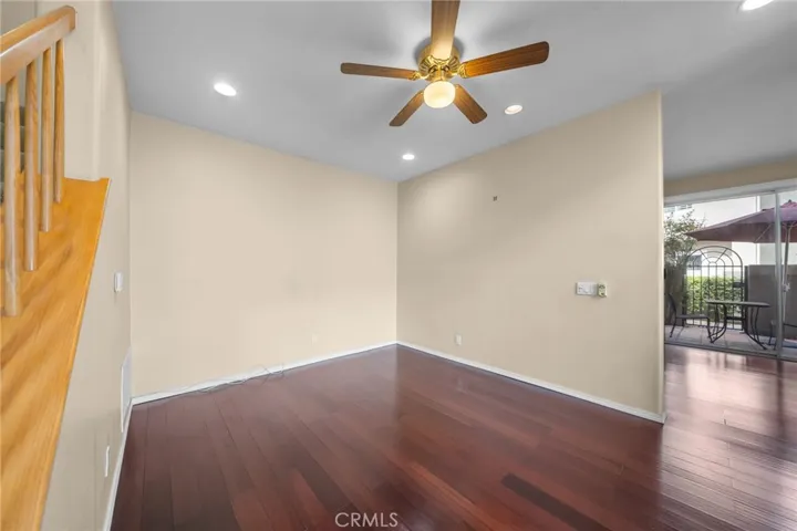22320 Mission Circle 92, Chatsworth, California 91311