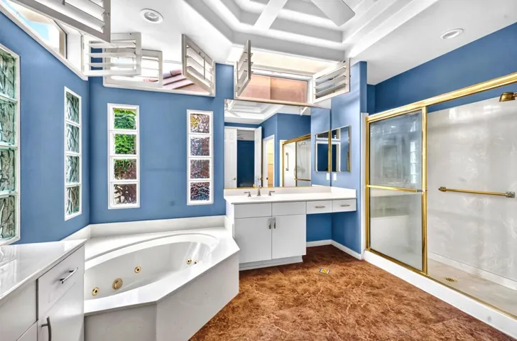 McGARRY Photo #21 Primary Bath #2
