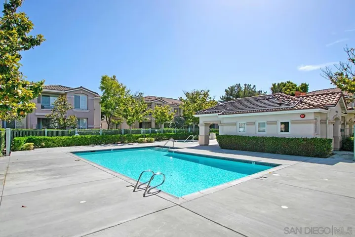 10921 Sabre Hill Dr 375, San Diego, California 92128