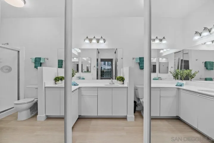 10921 Sabre Hill Dr 375, San Diego, California 92128