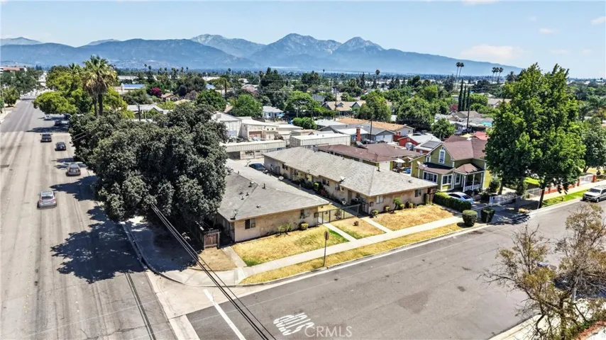 805 E 8th Street, Pomona, California 91766