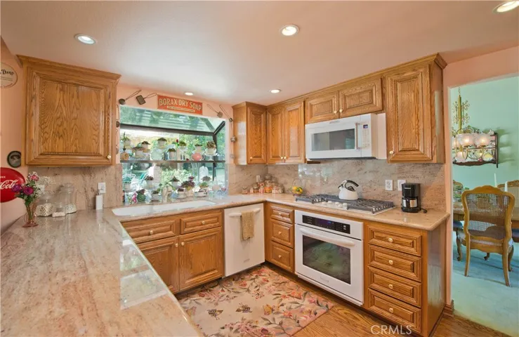 10052 Nita, Chatsworth, California 91311