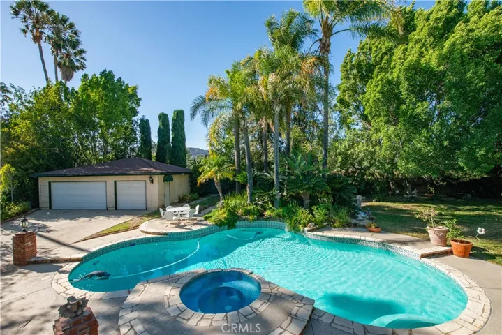 10052 Nita, Chatsworth, California 91311