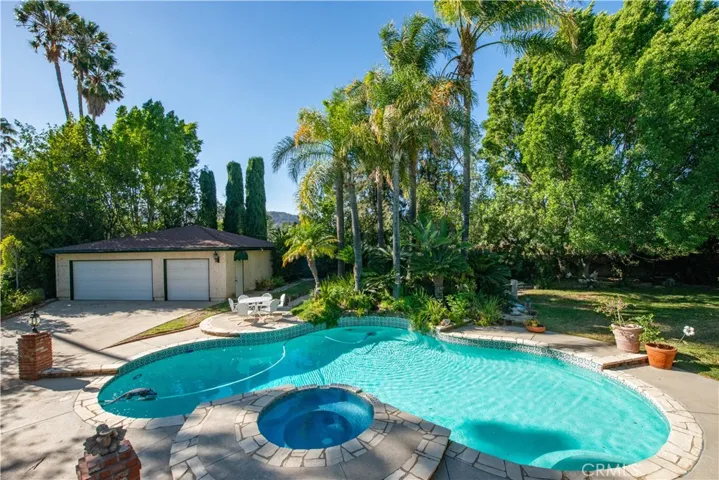 10052 Nita, Chatsworth, California 91311