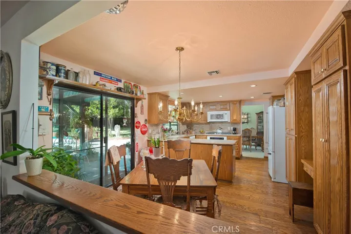 10052 Nita, Chatsworth, California 91311