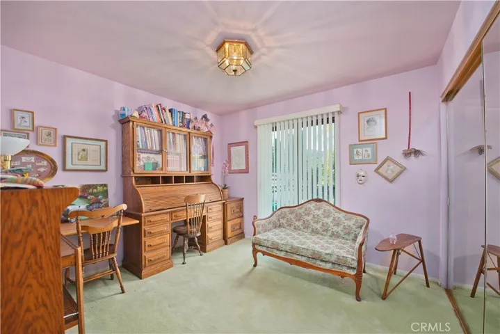 Guest bedroom