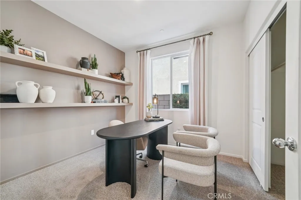 MODEL HOME
