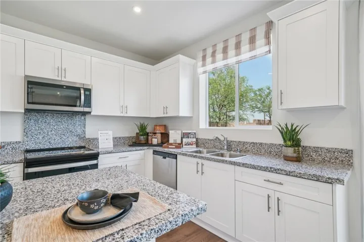 MODEL HOME