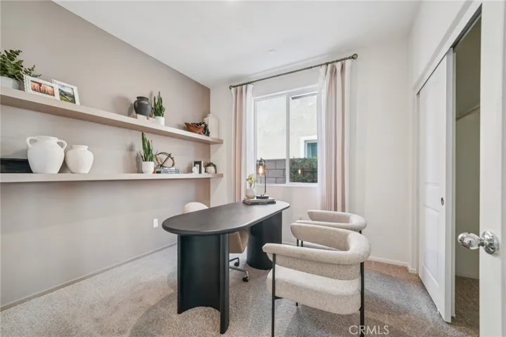 MODEL HOME