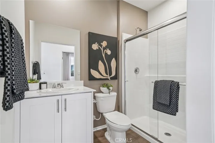 MODEL HOME