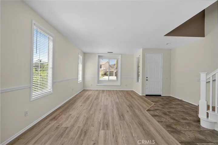 28454 Cascade, Castaic, California 91384 — photo 4