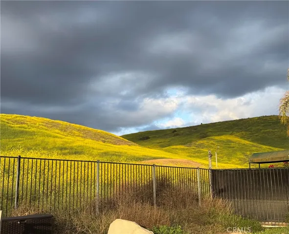 760 Cinnabar Place, Simi Valley, California 93065