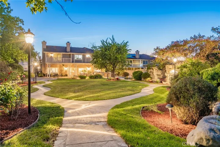 760 Cinnabar Place, Simi Valley, California 93065