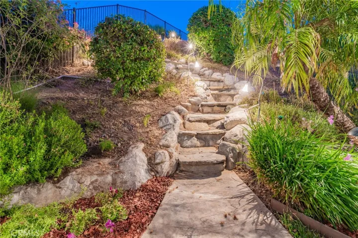 760 Cinnabar Place, Simi Valley, California 93065