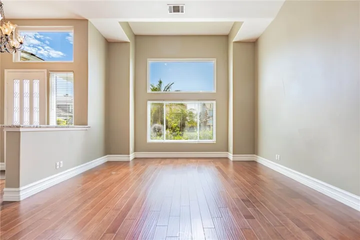 760 Cinnabar Place, Simi Valley, California 93065