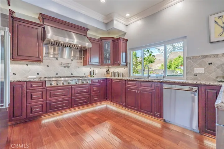760 Cinnabar Place, Simi Valley, California 93065