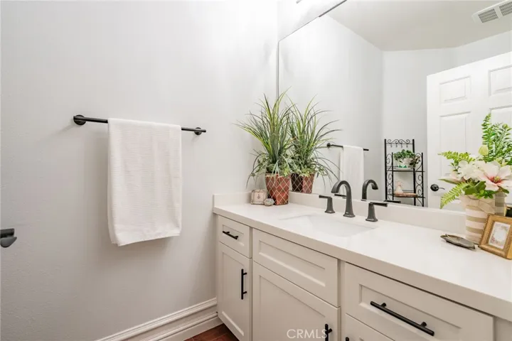 760 Cinnabar Place, Simi Valley, California 93065