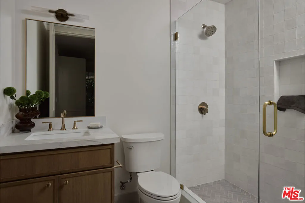Downstairs Bathroom