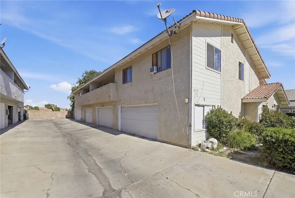43731 8th Street E, Lancaster, California 93535 — photo 4
