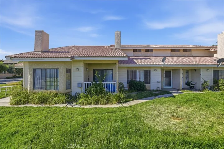 43731 8th Street E, Lancaster, California 93535
