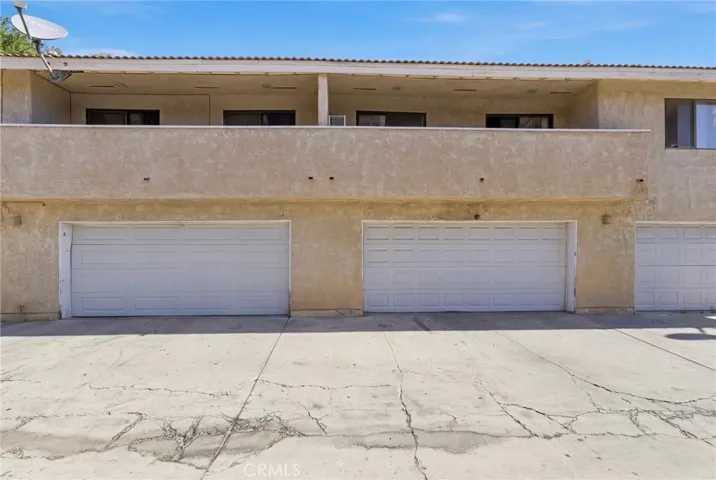 43731 8th Street E, Lancaster, California 93535