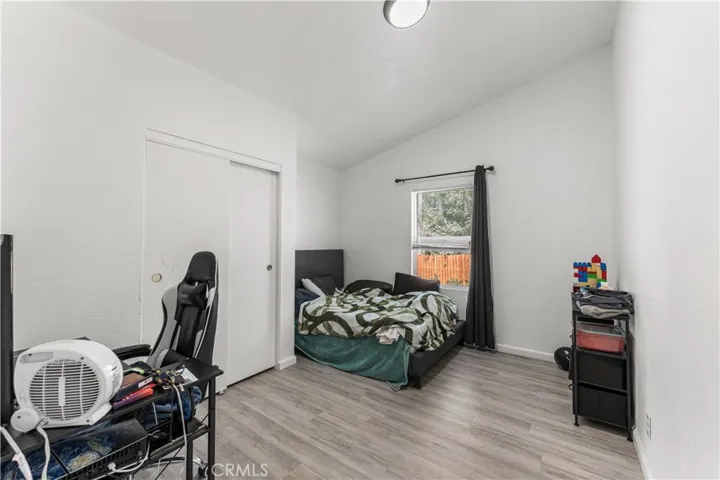 Secondary bedroom
