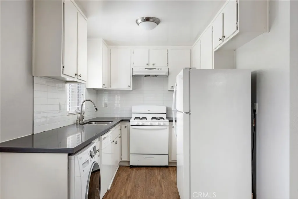 6900 Knowlton Place, Los Angeles, California 90045 — photo 5