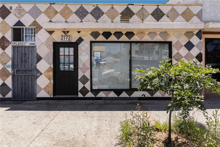 2172 Pacific, Long Beach, California 90806