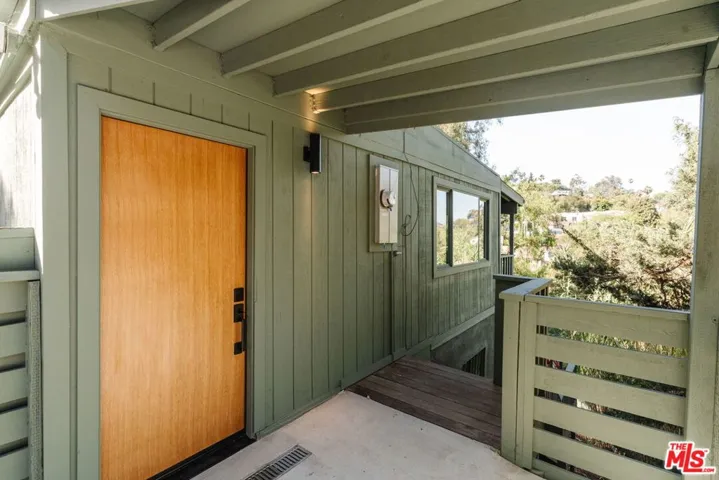 side exterior door