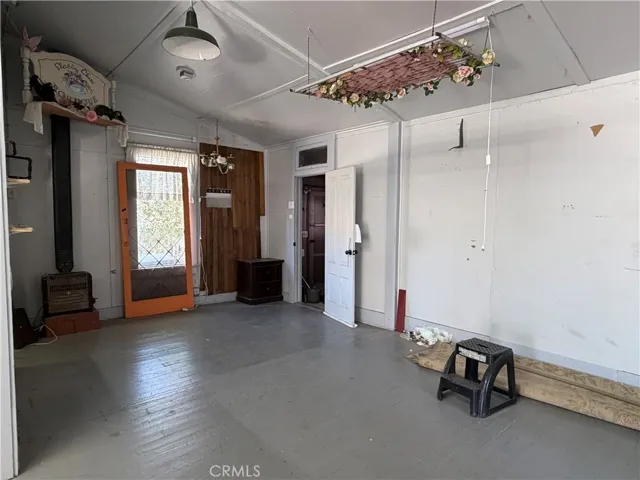 219 N 1st Avenue, Barstow, California 92311