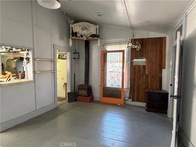 219 N 1st Avenue, Barstow, California 92311
