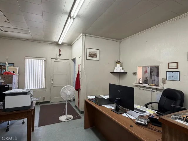 219 N 1st Avenue, Barstow, California 92311