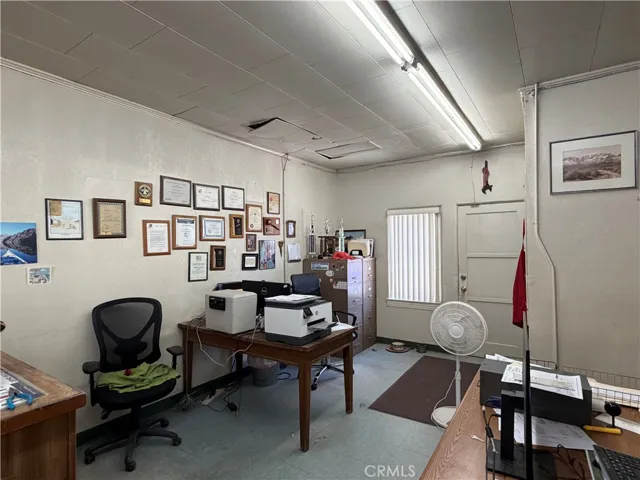 219 N 1st Avenue, Barstow, California 92311