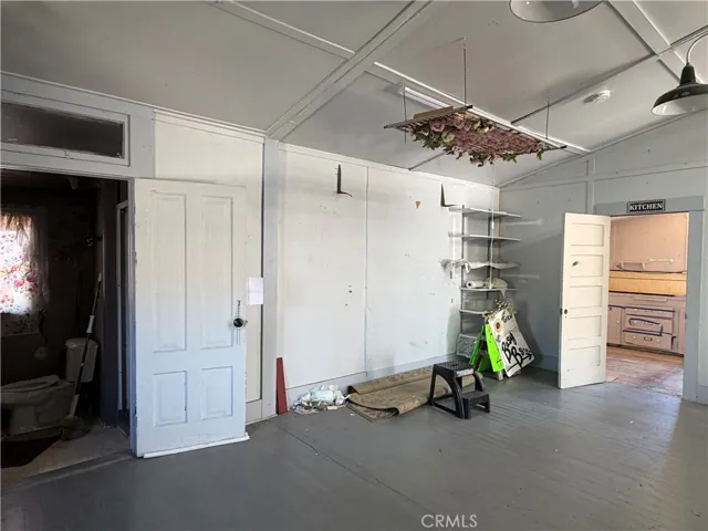 219 N 1st Avenue, Barstow, California 92311